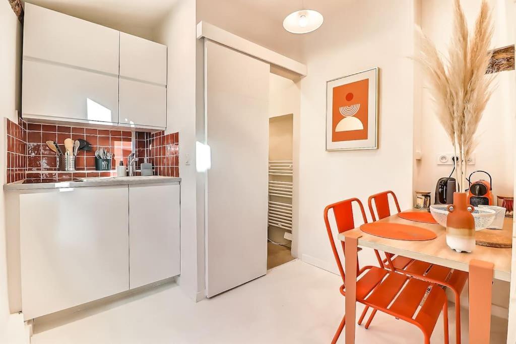 Studio Orange - Plein Centre Nîmes Exteriör bild